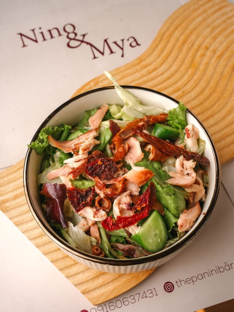 Fresh Mixed Greens Salad with Smoked Chicken
